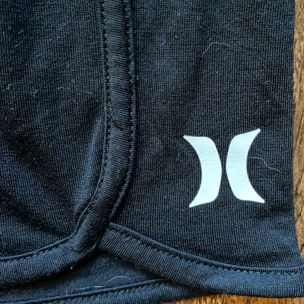 NWT!! Hurley black shorts, size girls medium - Picture 4 of 9